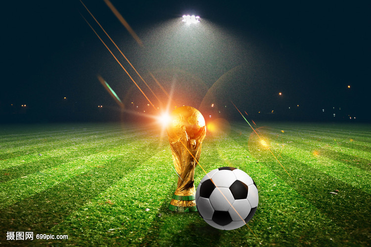 不浪费机会！胡金秋半场4中4超高效拿到10分2篮板（胡金秋半场4投全中，高效收获10分2篮板）