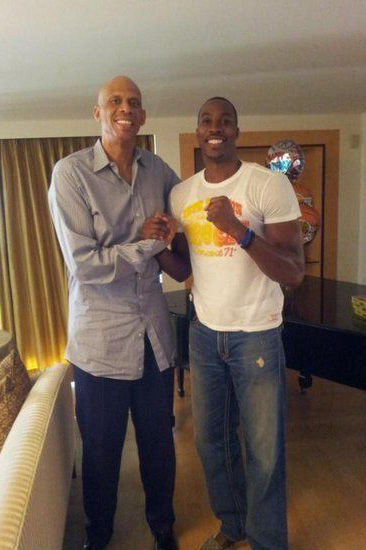 NBA战报：弗拉格23分10板，独行侠116-114加时险胜活塞（NBA：弗拉格23分10板发威，独行侠加时116-114险擒活塞）