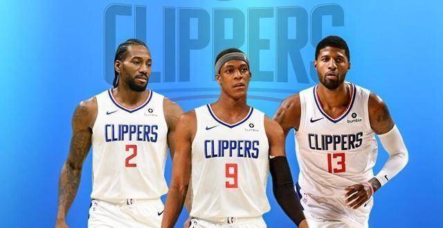 勇夺金靴，法比奥赛后社媒：感谢队友以及每位愿意相信我的人（法比奥加冕金靴，赛后社媒致谢队友与每一位相信我的人）