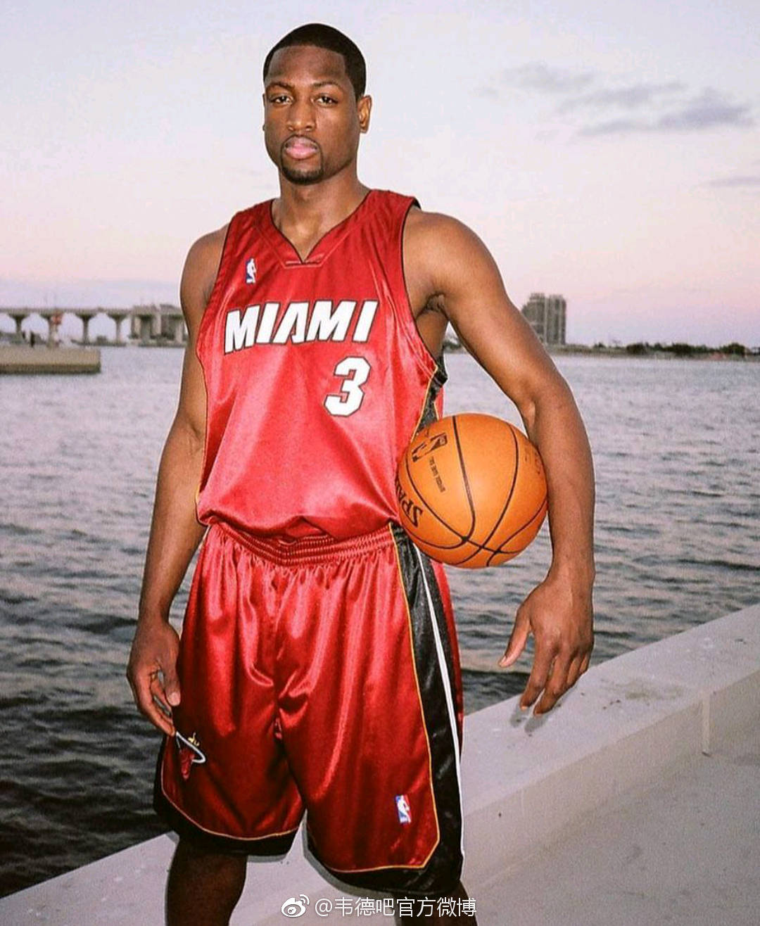 火箭哈登连续三场得分30+（哈登连三场为火箭砍下30+分）