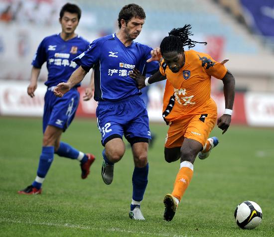 英超七季唯一每季参与进球上双：布鲁诺-费尔南德斯（英超近七季仅布鲁诺-费尔南德斯每季参与进球达双位数）