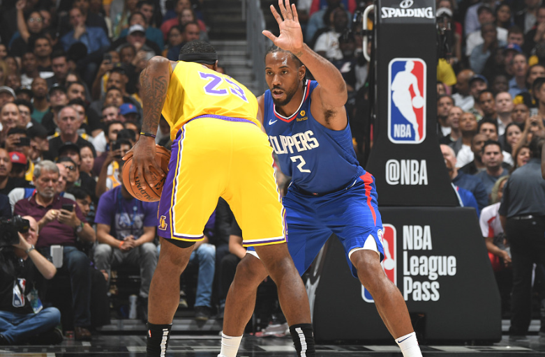 安东尼：梅西是我的偶像和标杆；拒绝拜仁还因我孩子喜欢西班牙（安东尼自述：梅西是偶像与标杆，拒绝拜仁也因孩子爱西班牙）