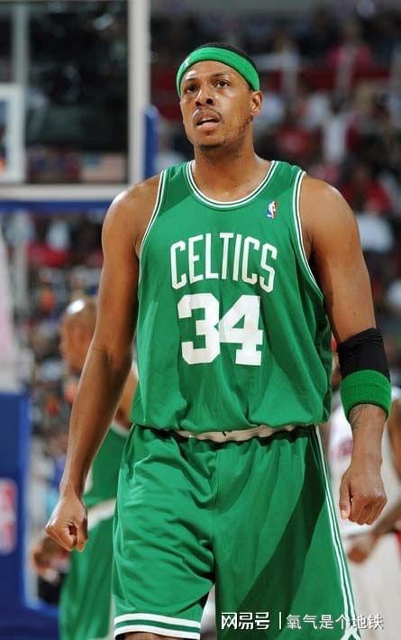 阿贾·威尔逊：阿德巴约训练中用NBA强度防守，有时我会急（阿贾·威尔逊：与阿德巴约训练时他用NBA级防守，我偶尔会心急）